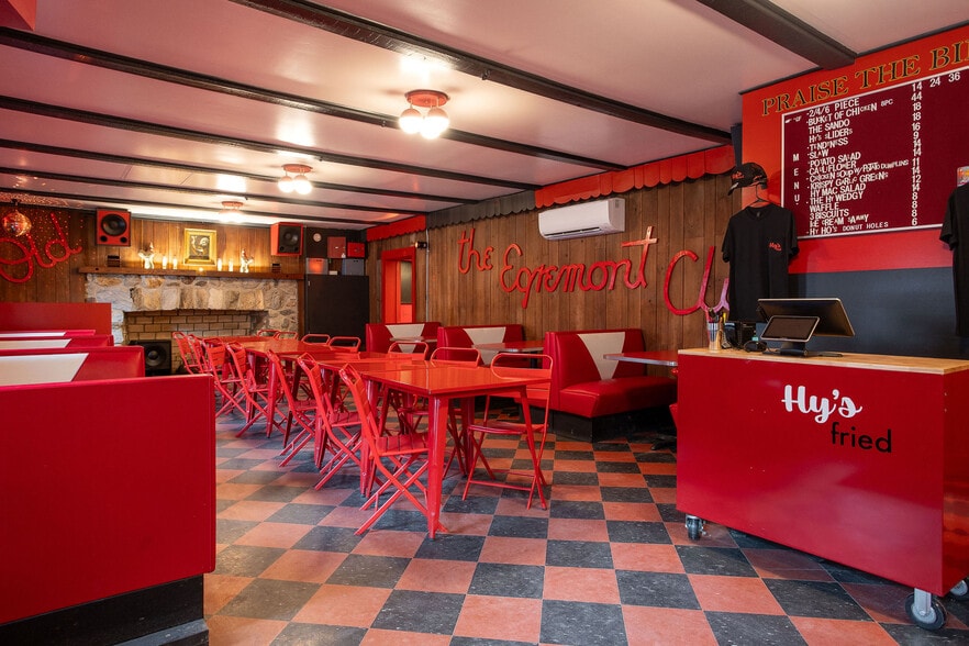 More Photos Of 264 Hillsdale Rd, Egremont Sports And Entertainment For Sale