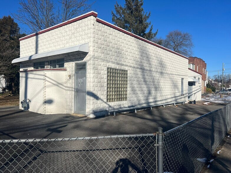 Primary Photo Of 4118 Queensbury Rd, Hyattsville Freestanding For Lease