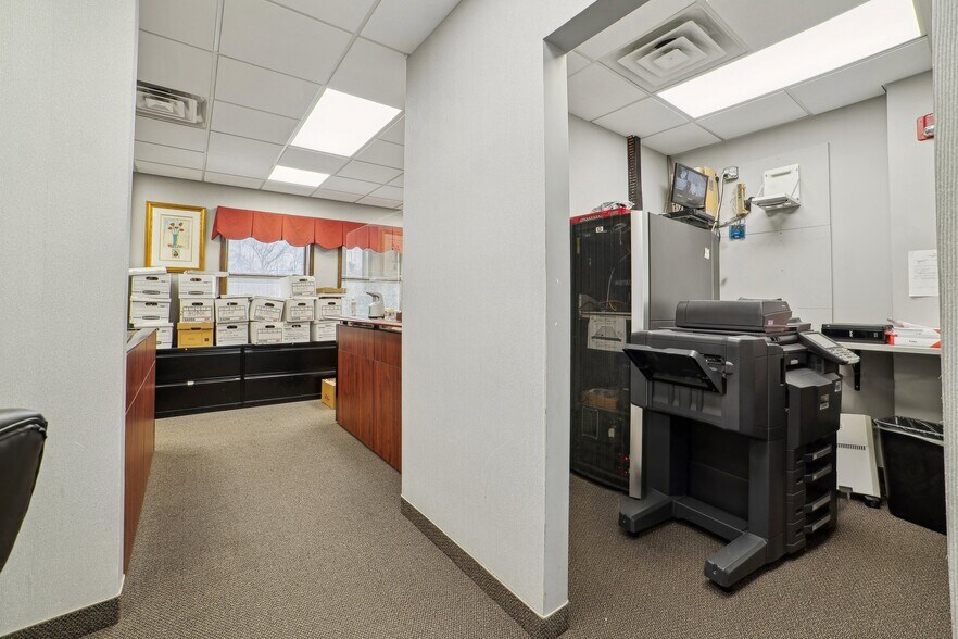 More Photos Of 62 US Highway 46, Pine Brook Medical For Lease