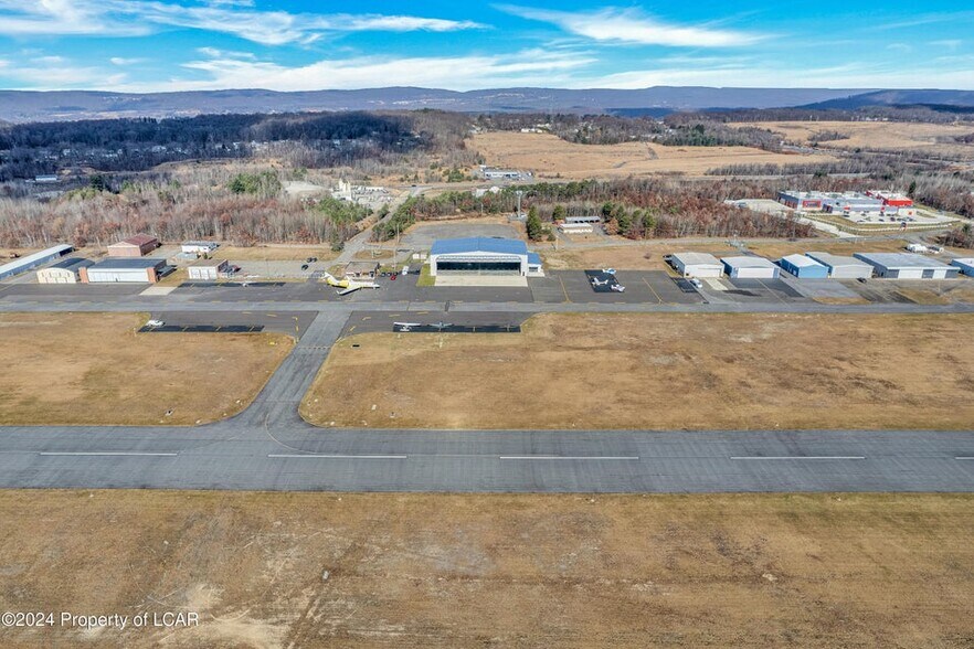 More Photos Of 5175 Old Airport Rd, Hazle Township Airplane Hangar For Lease