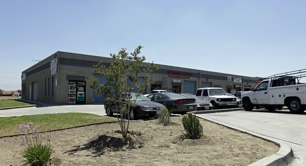 More Photos Of 1240 N Fitzgerald Ave, Rialto Warehouse For Lease