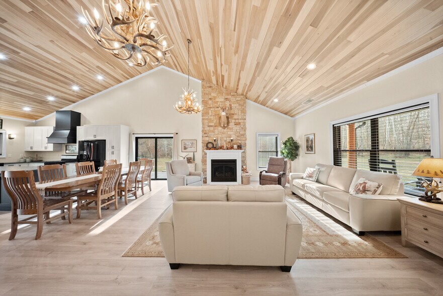 More Photos Of 325 Sinking Rd, Argillite Hospitality For Sale