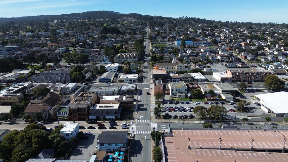 More Photos Of 585-599 Lighthouse St, Monterey Freestanding For Sale