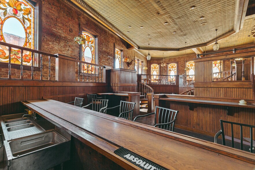 More Photos Of 100 S Grand St, Monroe Restaurant For Sale