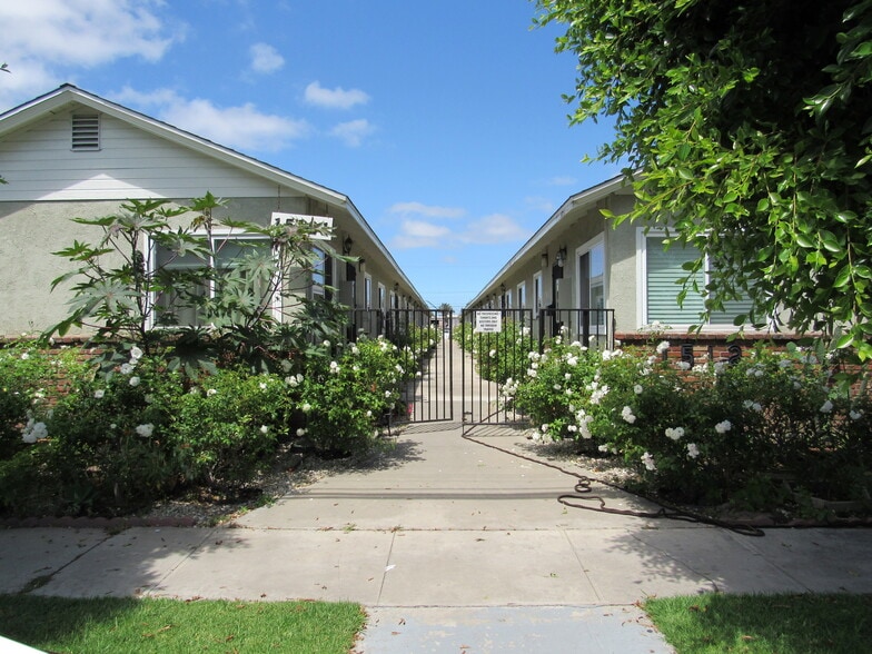 More Photos Of 15121 Van Buren St, Midway City Apartments For Sale