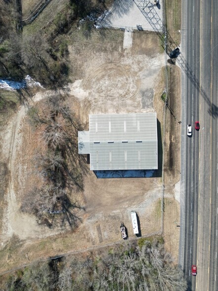 More Photos Of 5152 US Highway 271, Tyler Showroom For Lease