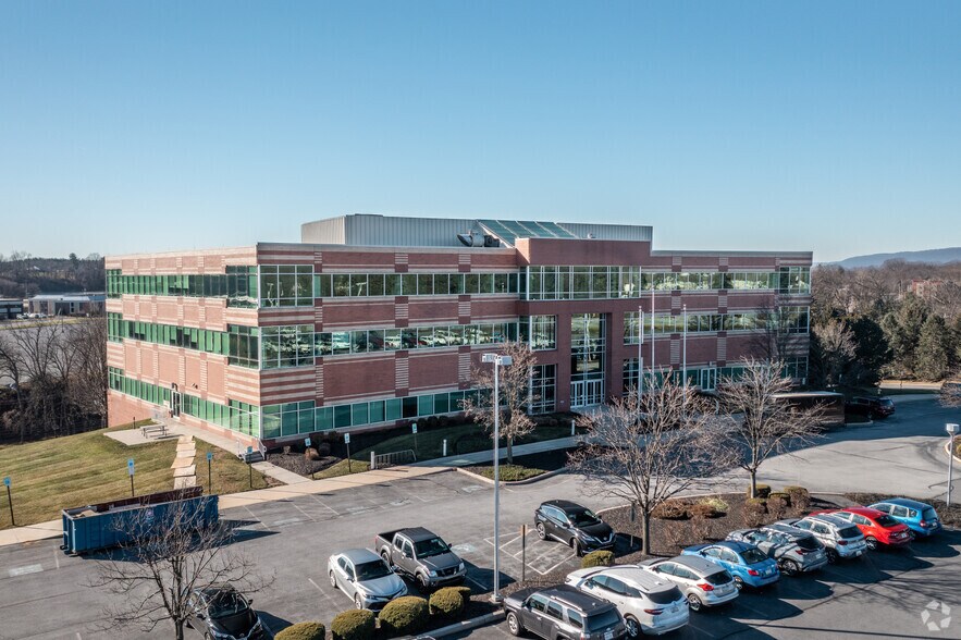 More Photos Of 2550 Interstate Dr, Harrisburg Office For Lease