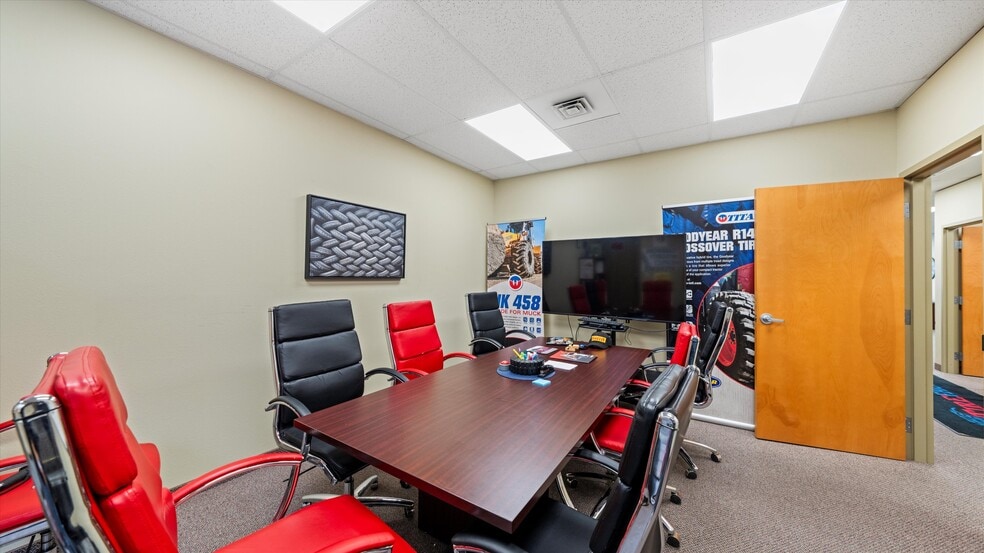 More Photos Of 8318 Gage Blvd, Kennewick Storefront Retail Office For Sale