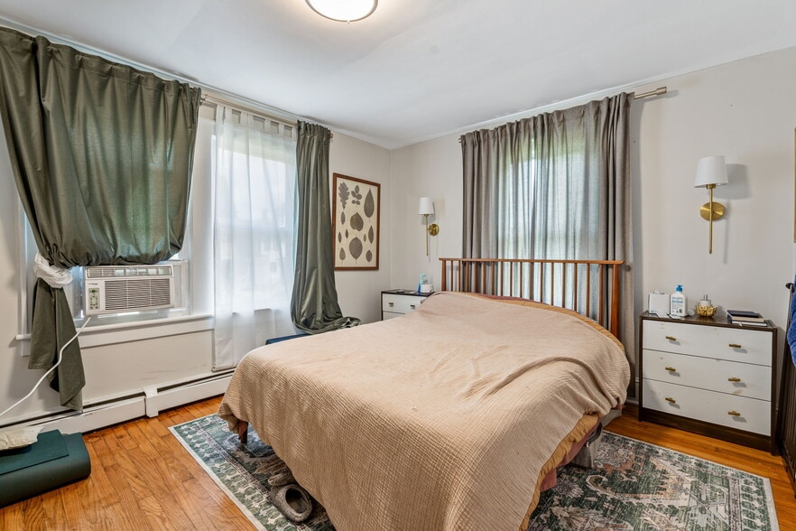 More Photos Of , Kingston Multifamily For Sale