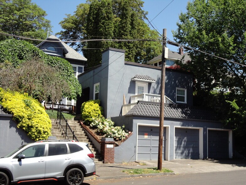 More Photos Of 2023-2051 SE Madison, Portland Apartments For Sale