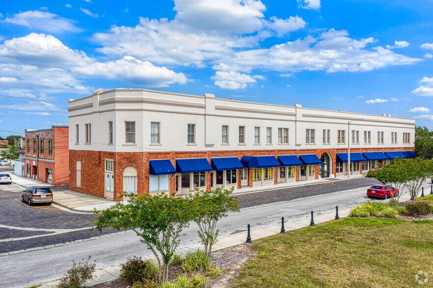 Primary Photo Of 110 W 1st St, Sanford Loft Creative Space For Lease