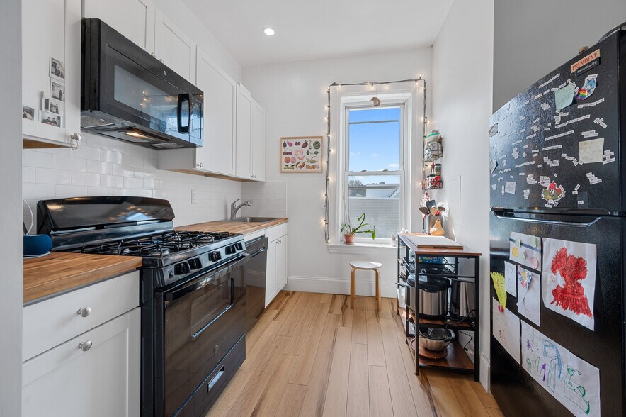 More Photos Of 368 Stratford Rd, Brooklyn Apartments For Sale