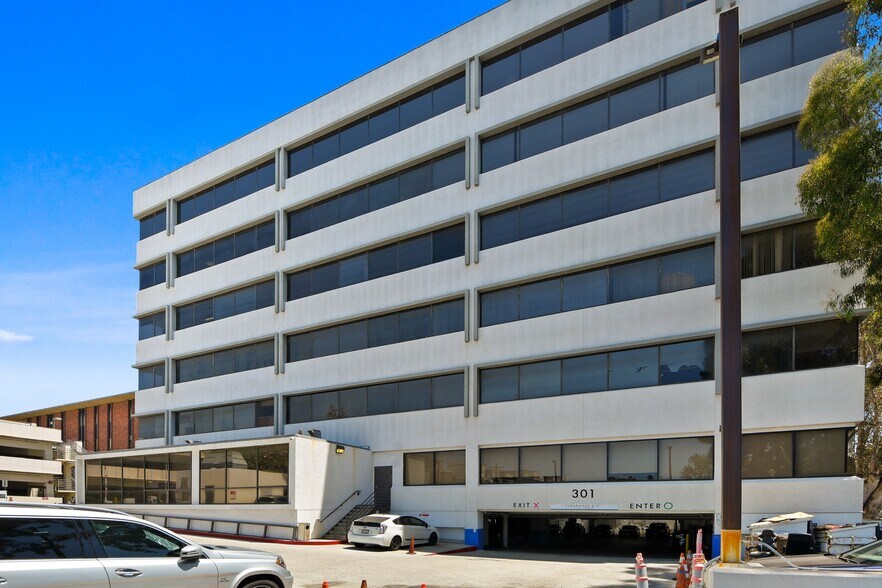 More Photos Of 301 N Prairie Ave, Inglewood Medical For Sale