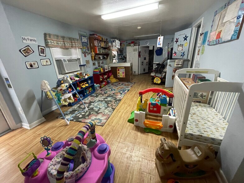 More Photos Of 6723 Golfview St, Jacksonville Daycare Center For Sale