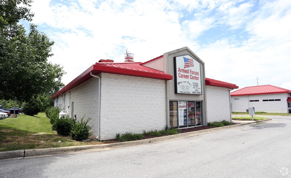 More Photos Of 22775 Three Notch Rd, California Storefront Retail Office For Lease