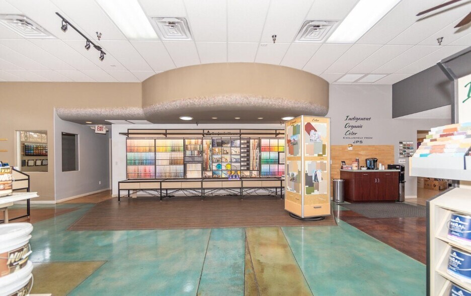 More Photos Of 415 S Main St, Cottonwood Storefront Retail Office For Sale