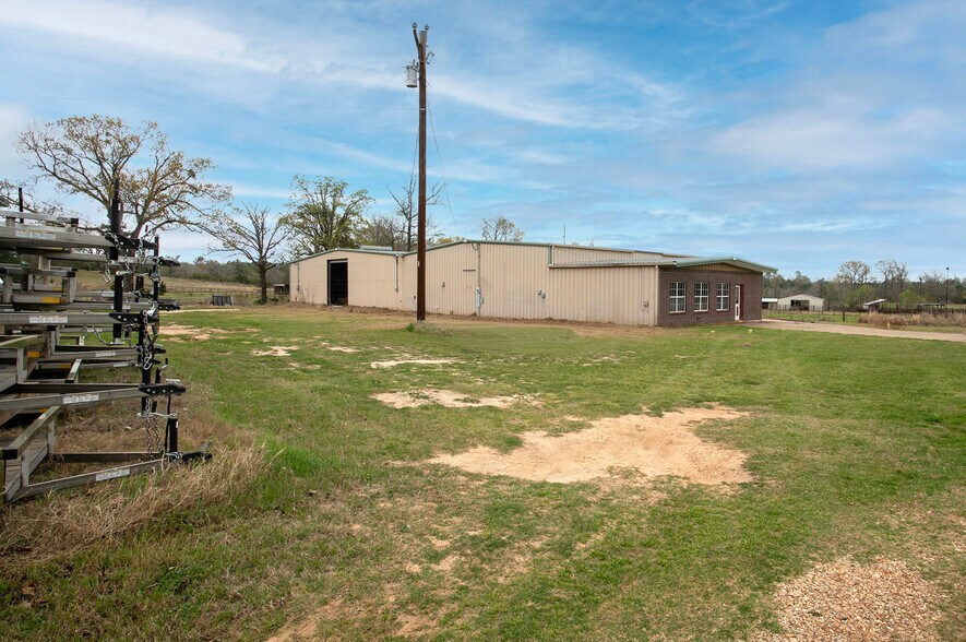 More Photos Of 10991 TX-135, Troup Warehouse For Sale