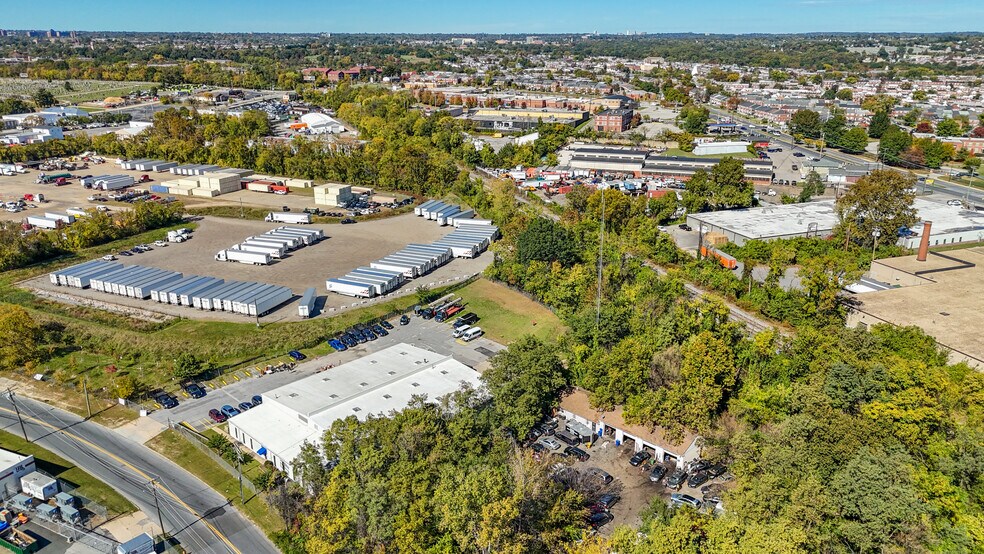 More Photos Of 3520 E Federal St, Baltimore Warehouse For Lease