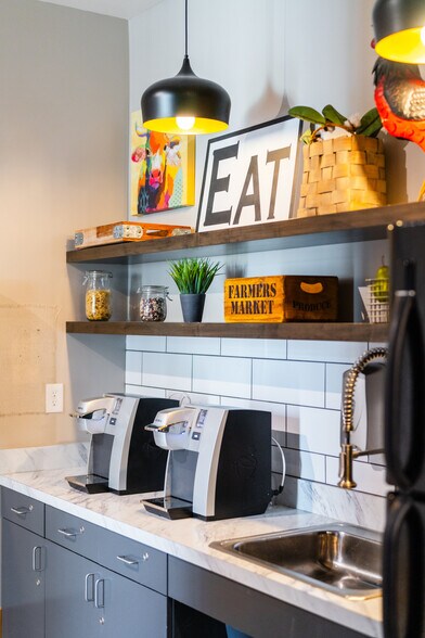 More Photos Of 6401 W Eldorado Pky, McKinney Coworking Space