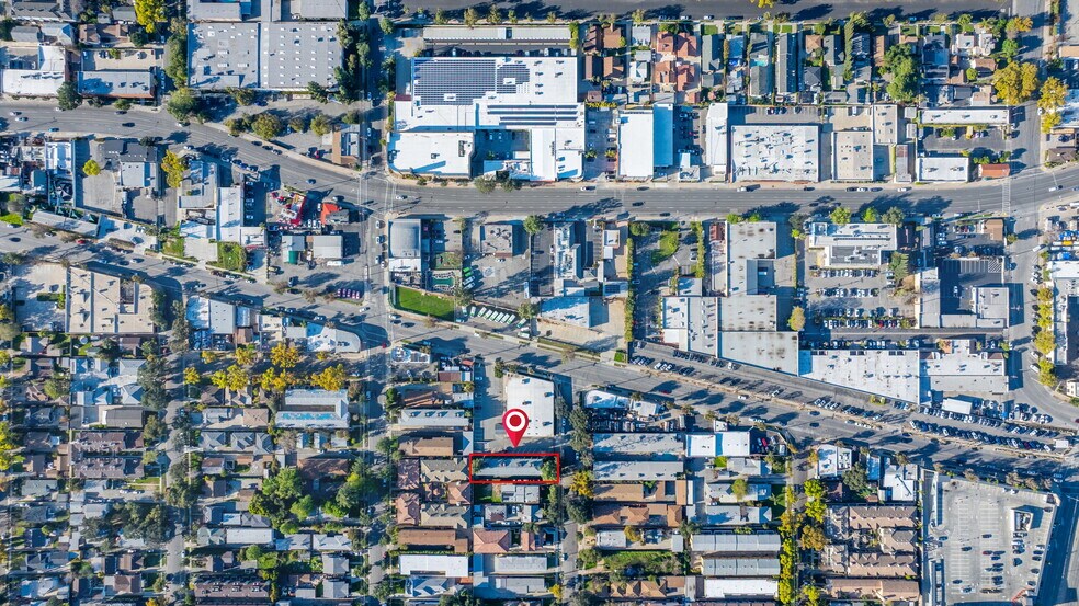 More Photos Of 113 N Grand Oaks Ave, Pasadena Apartments For Sale