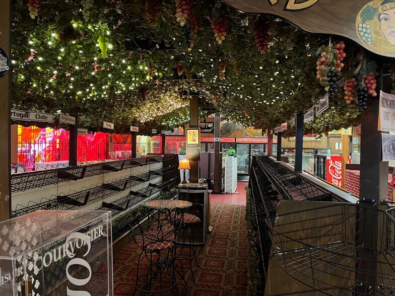 More Photos Of 4125-4129 W Lawrence Ave, Chicago Restaurant For Sale