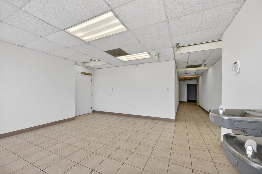 More Photos Of 3676 E Dakota Ave, Fresno Assisted Living For Sale