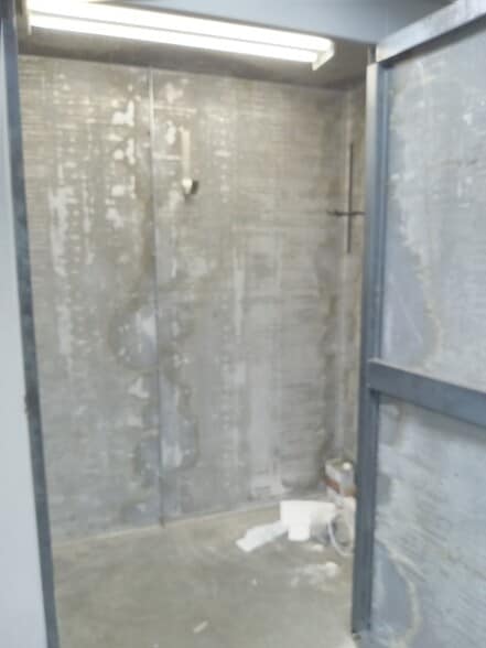 More Photos Of 13325 115th Ave, Surrey Light Manufacturing For Lease