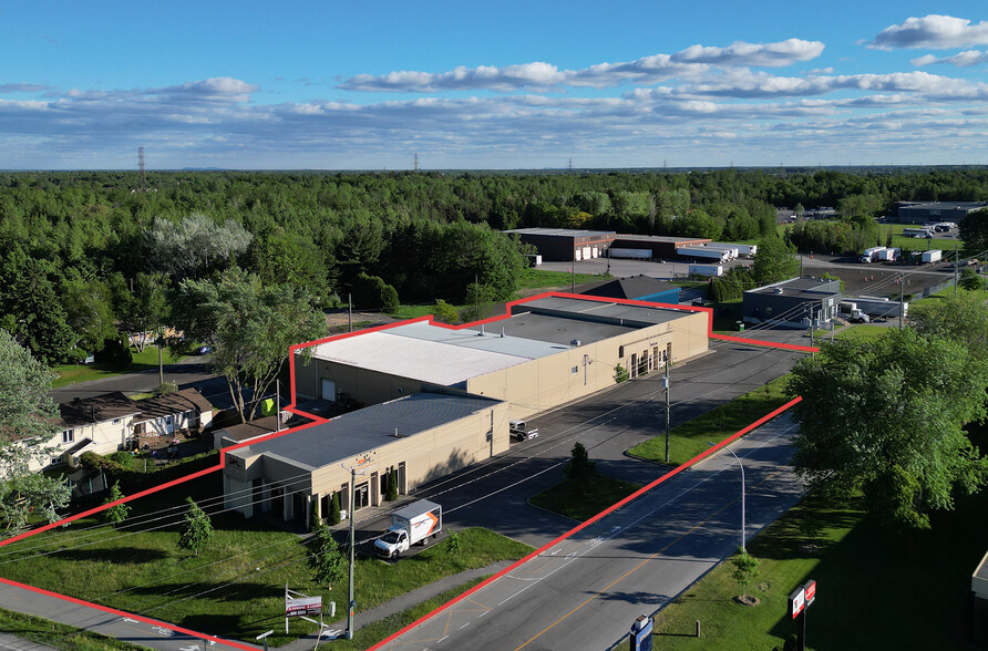 Primary Photo Of 717 St Saint-Pierre S, Joliette Manufacturing For Lease