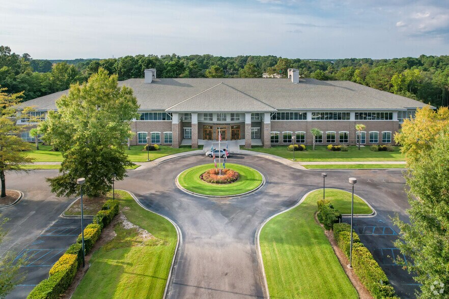 More Photos Of 146 Fairchild St, Charleston Office For Lease