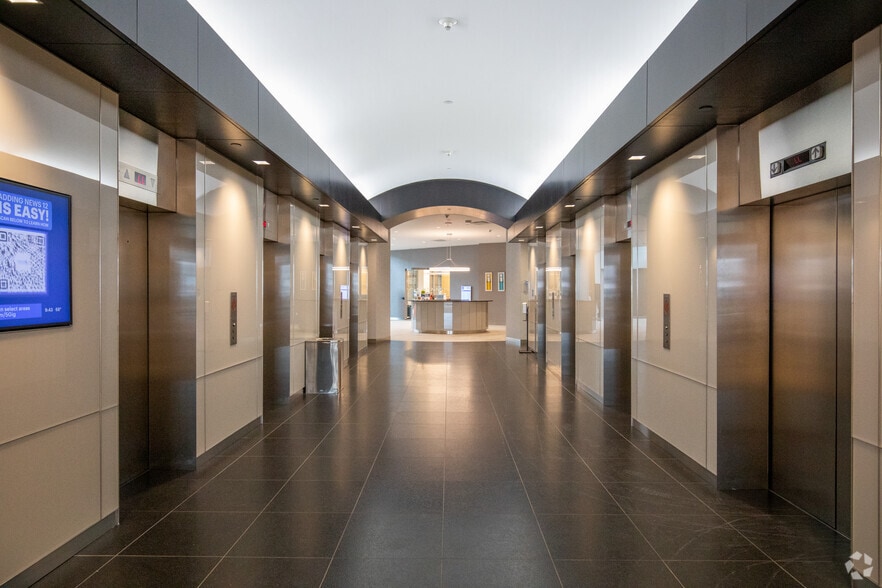 More Photos Of 333 Earle Ovington Blvd, Uniondale Office For Lease