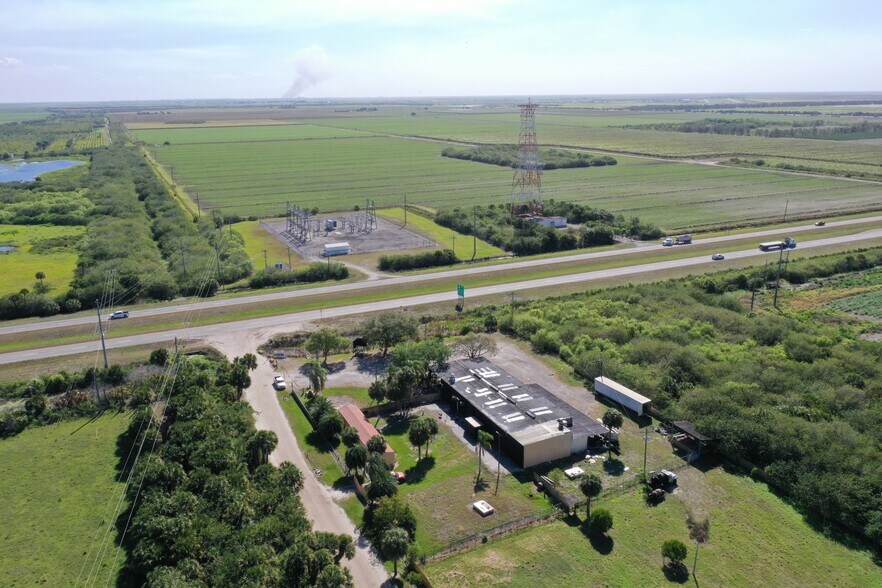 More Photos Of 9891-9915 W US HWY 27, Clewiston Flex For Sale