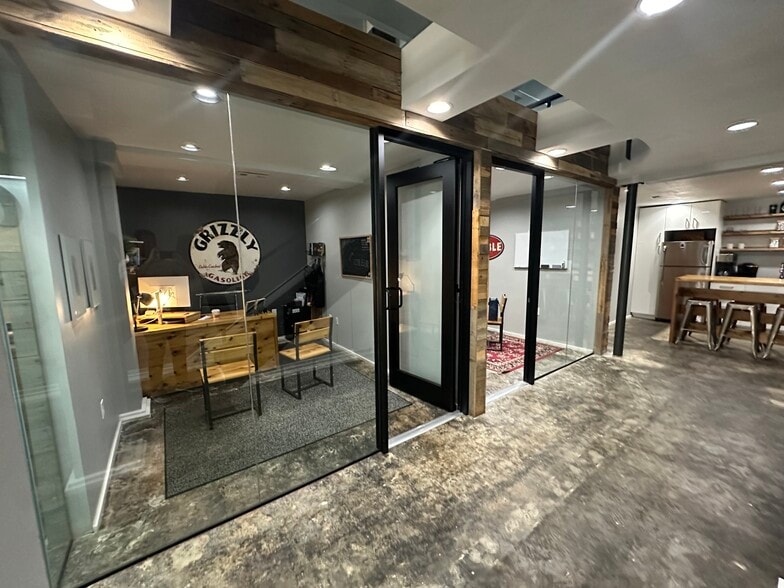 More Photos Of 211 W Freemason St, Norfolk Office Residential For Lease