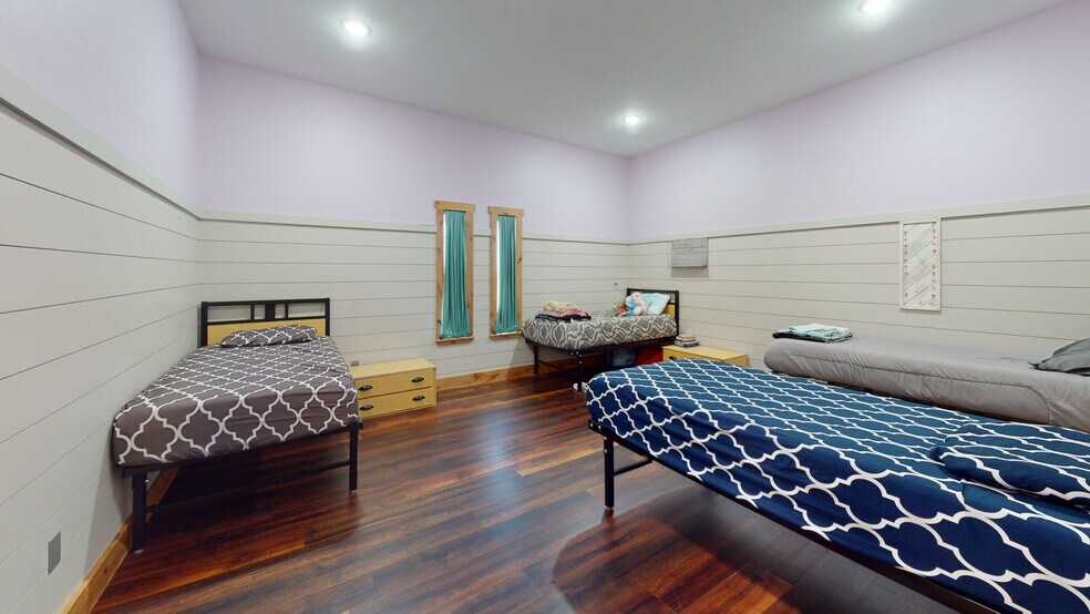 More Photos Of 4150 Highway 36 S, Brenham Shelter For Sale