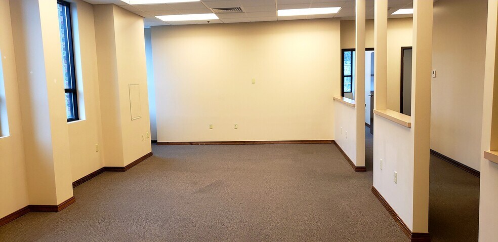 More Photos Of 3858 N Garden Center Way, Boise Medical For Lease