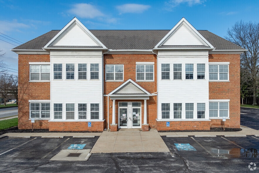 More Photos Of 21111 Chagrin Blvd, Beachwood Office For Lease