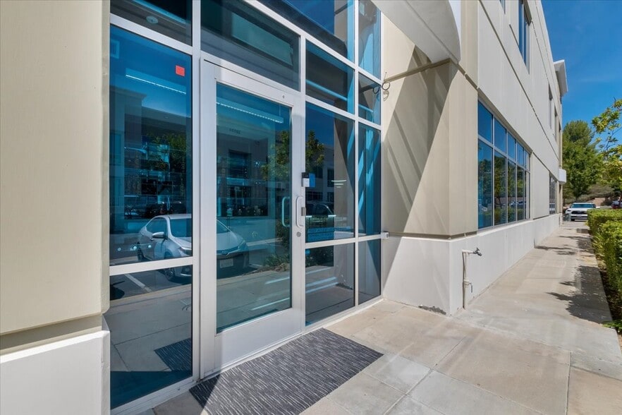 More Photos Of 28502 Constellation Rd, Valencia Warehouse For Sale