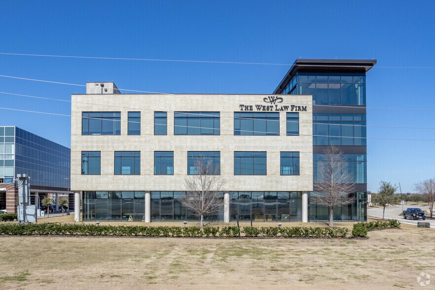 More Photos Of 6908 Brisbane Ct, Sugar Land Office For Lease