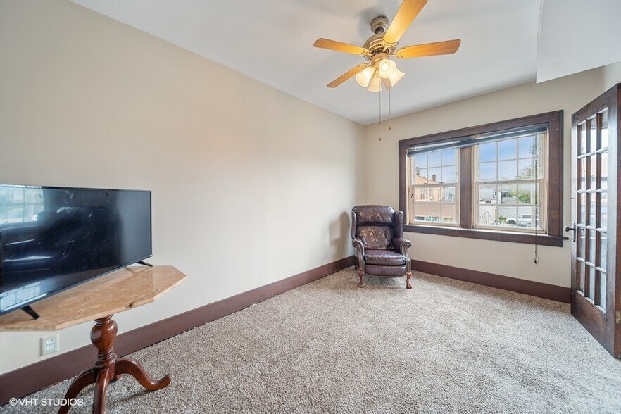 More Photos Of 1407 Franklin St, Michigan City Restaurant For Sale