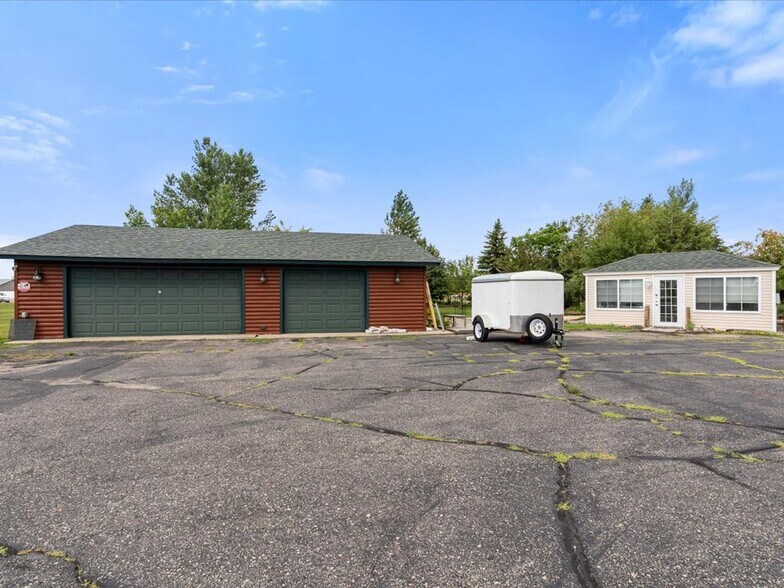 More Photos Of 1435 Anne St NW, Bemidji Office For Sale