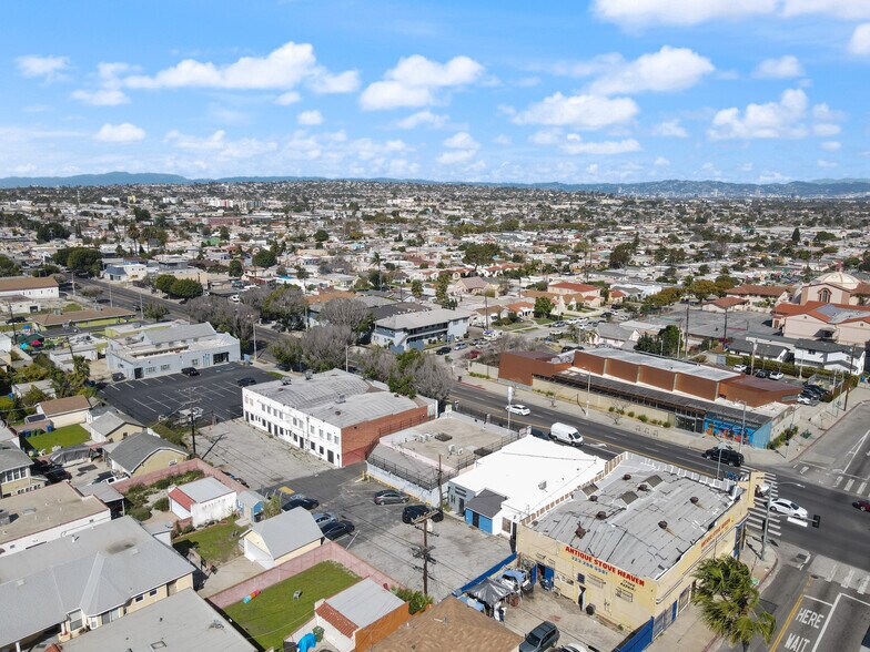 More Photos Of 2214-2218 W Florence Ave, Los Angeles Storefront For Lease