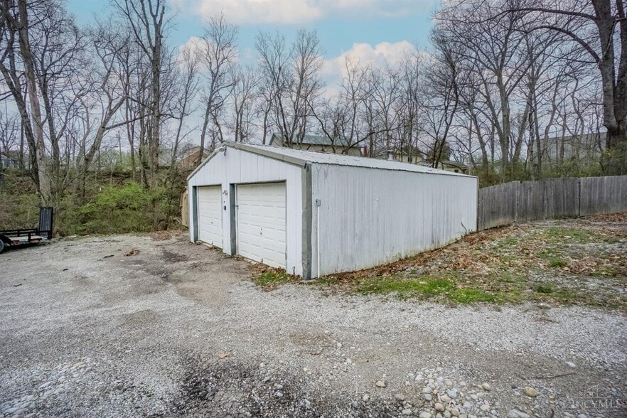 More Photos Of 8384 Old 3C Hwy, Maineville Office For Sale