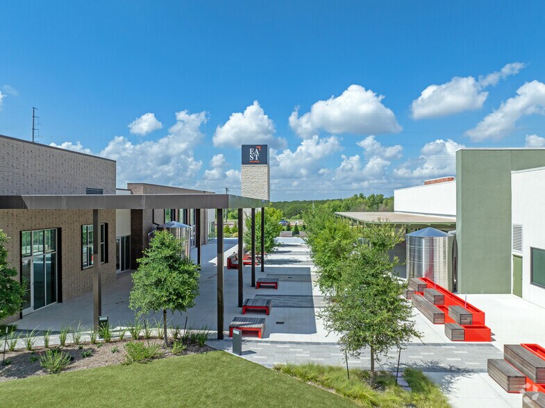 More Photos Of 3500 E Parmer Ln, Austin Unknown For Lease