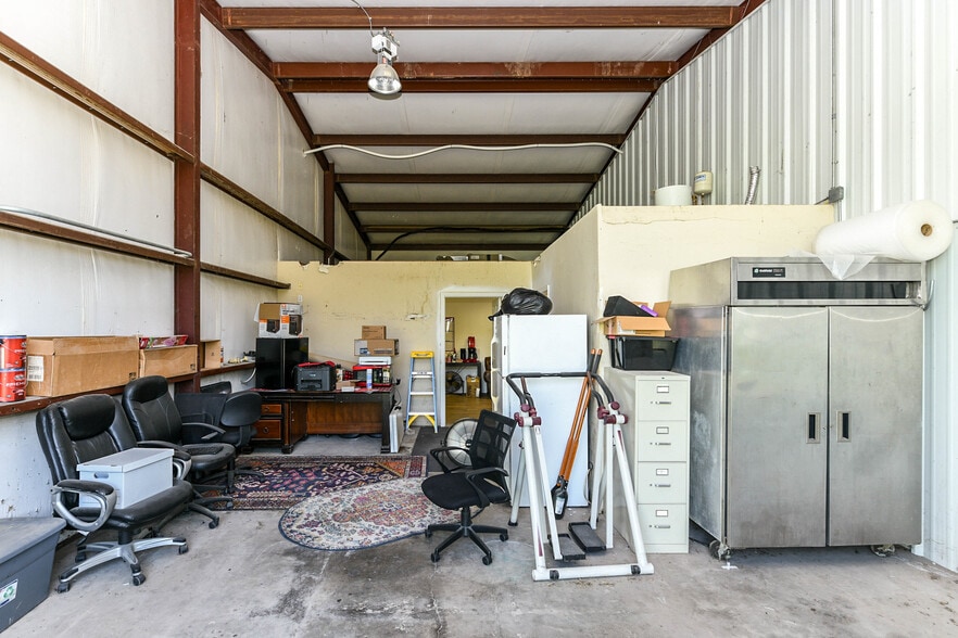 More Photos Of 1262 Eastgate Rd, Midlothian Warehouse For Sale