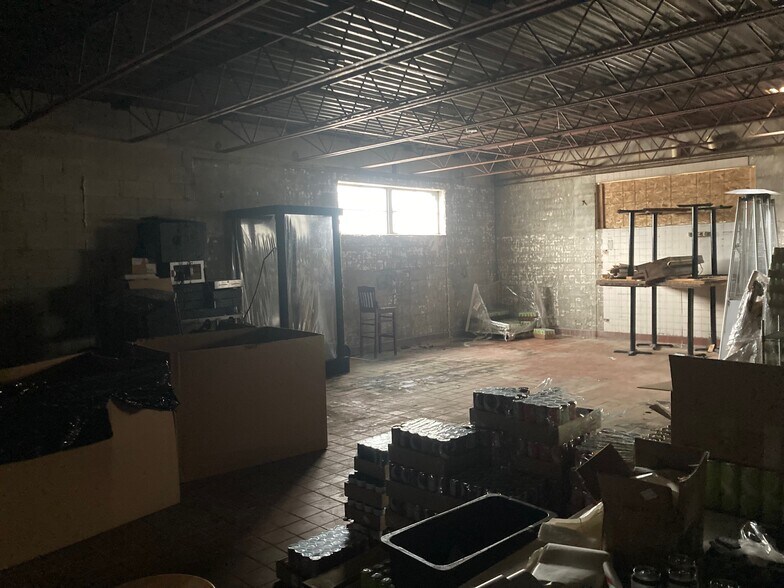 More Photos Of 907 W Broad St, Columbus Restaurant For Sale