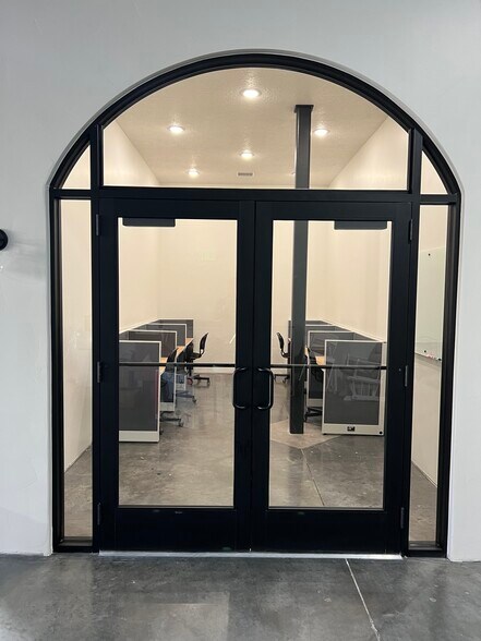 More Photos Of 135-139 W 900 N, Springville Light Distribution For Sale