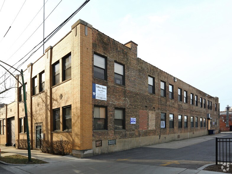 More Photos Of 1512 N Fremont St, Chicago Loft Creative Space For Lease