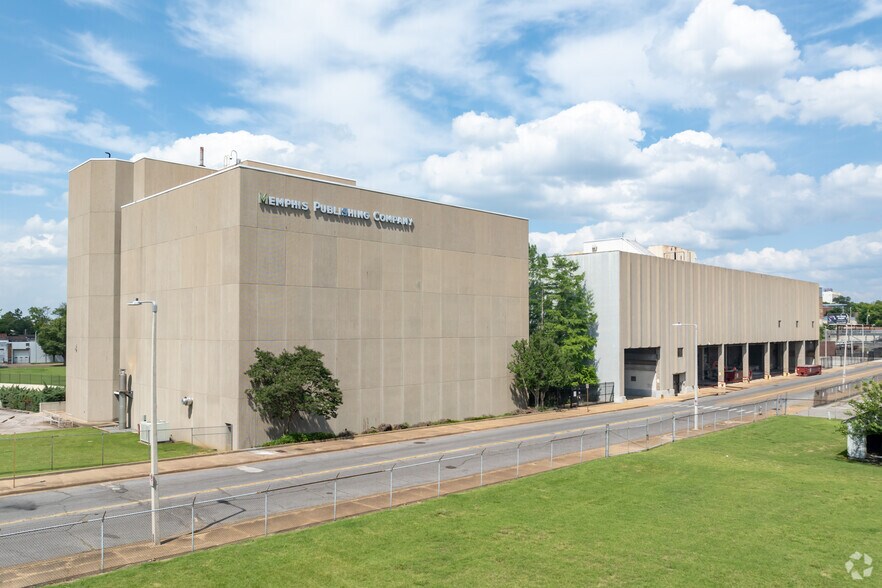 More Photos Of 495 Union Ave, Memphis Office For Sale