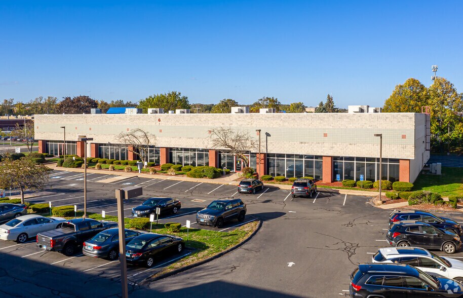 More Photos Of 40 Weston St, Hartford Unknown For Lease