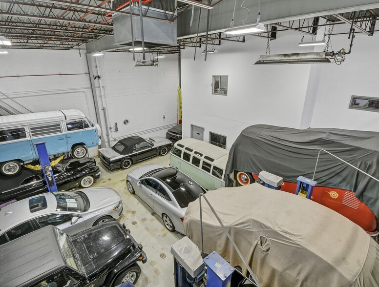 More Photos Of 3766 Boston Rd, Bronx General Retail For Lease