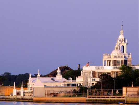 More Photos Of 33 Bayview Walk, Cherry Grove Hotel For Sale